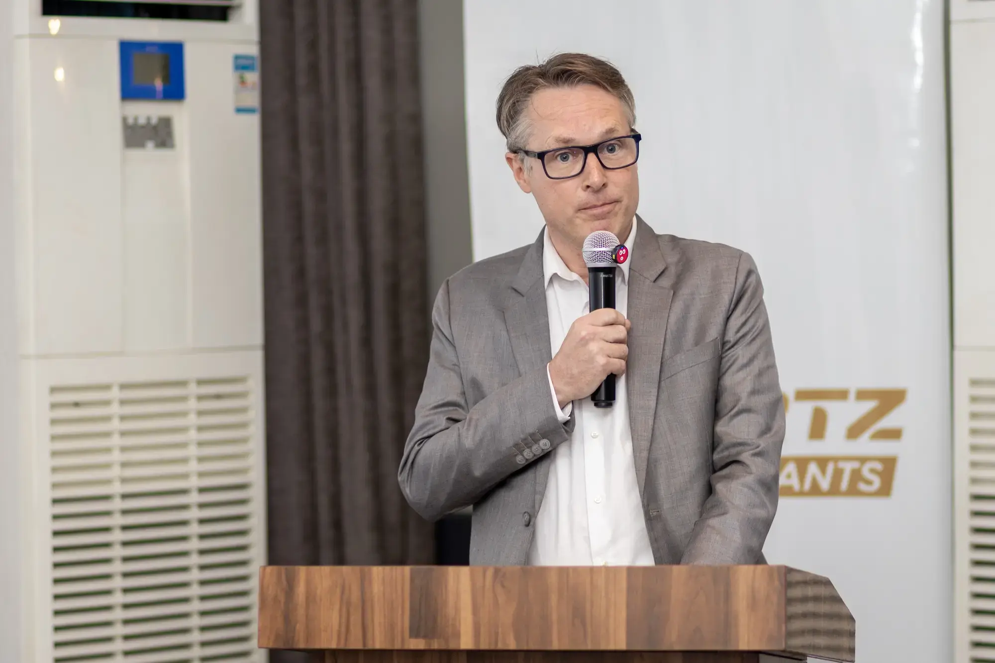 DISTRIBUTOR SEMINAR 2026