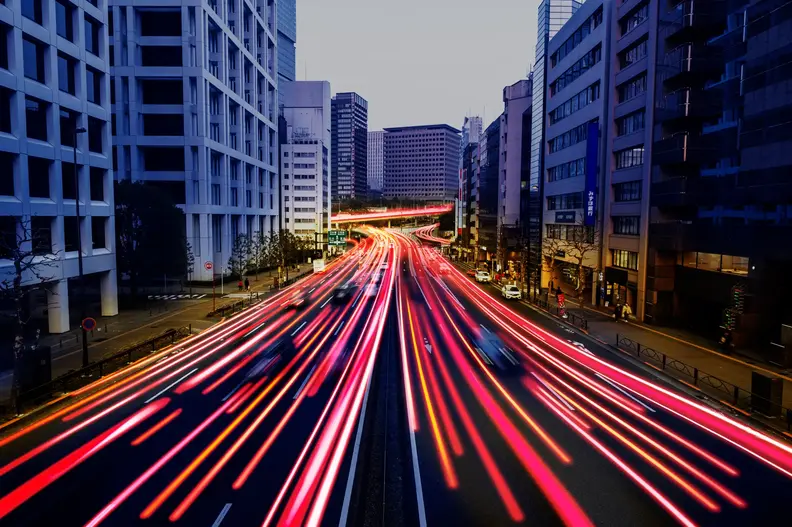 speed-neon-lights-city