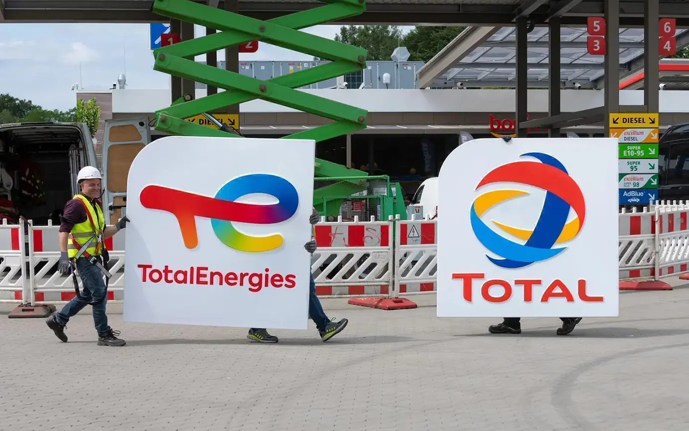 Rebranding of a TotalEnergies station in Ferch, Germany