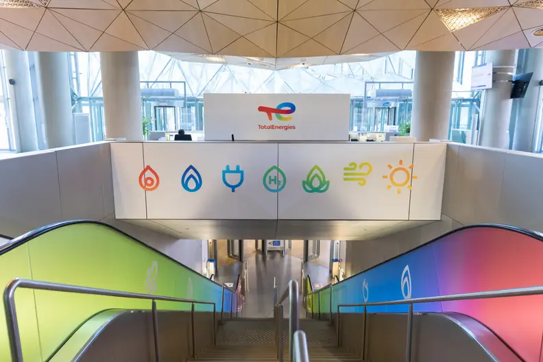 The Couple tower under the new colours of TotalEnergies