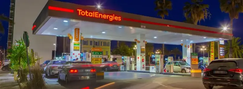 Station service de nuit (cover internal)