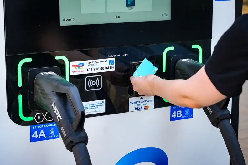 Credit card paying