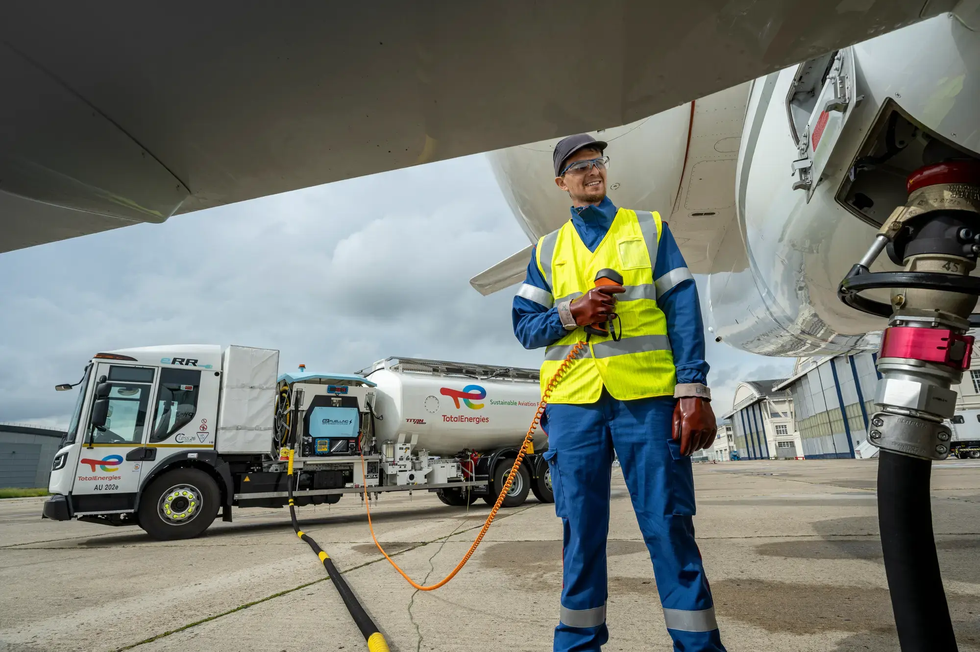 Le Bourget photos -  TotalEnergies aviation refuelling