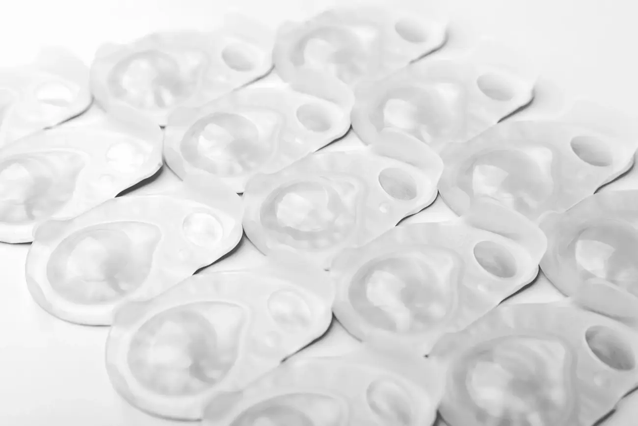 Contact lenses