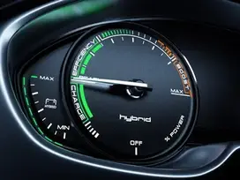 HEAVY DUTY HYBRID VEHICLE