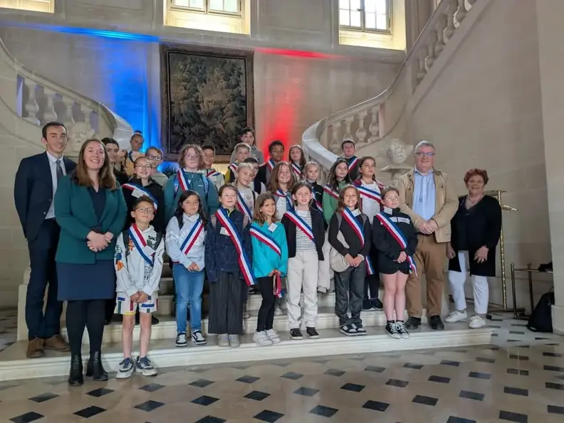 Elus conseil municipal des enfants donges