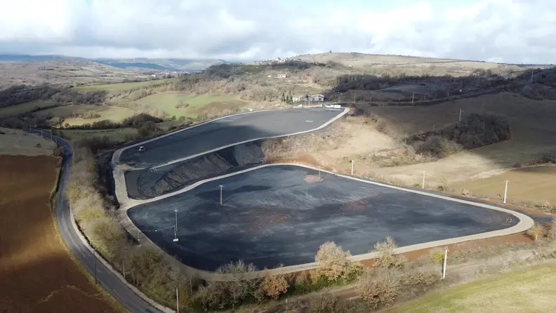 Terrassement centrale solaire Saint-Beauzély
