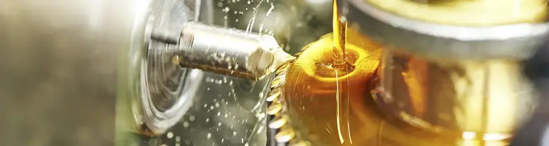 TotalEnergies har smøreolier til mange formål og flere typer maskiner og applikationer i flere sektorer i industrien.&nbsp;