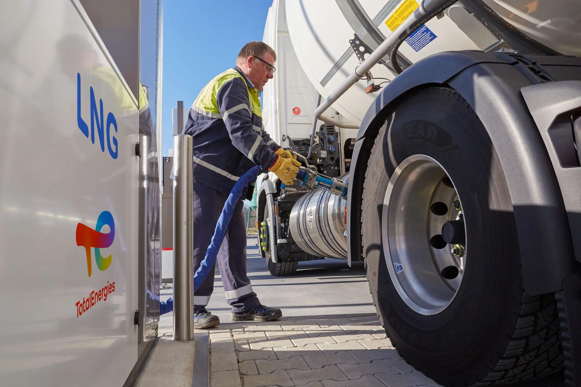 LNG Refueling Station