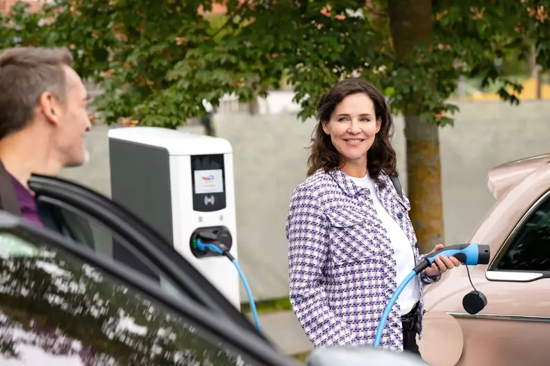 Elektrisches Laden bei thyssenkrupp Duisburg