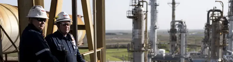 workers looking out from the port arthur plant