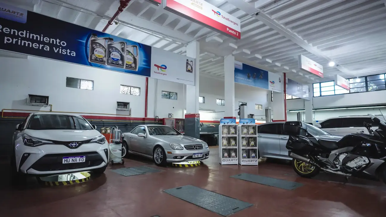 QUARTZ Auto Service más cercano