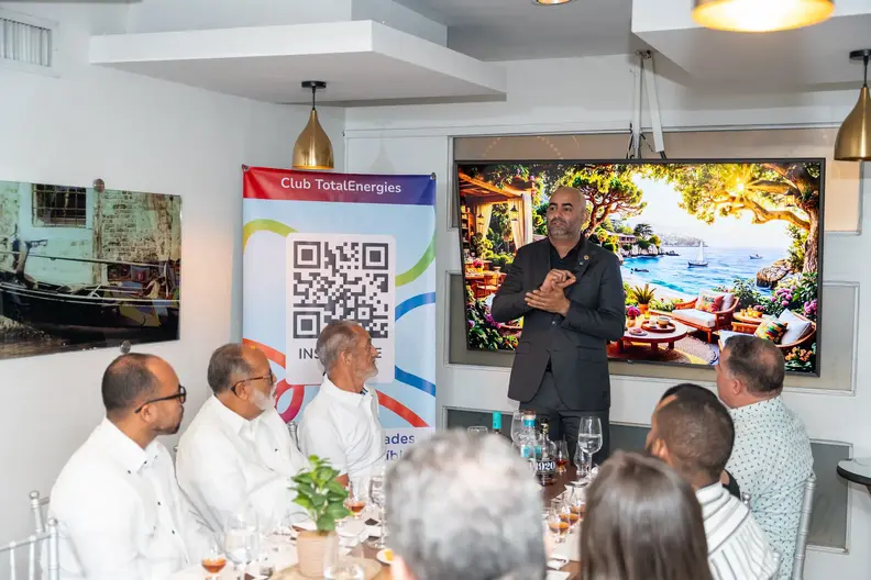 club totalenergies - Cata de Ron en Celebración a los Padres