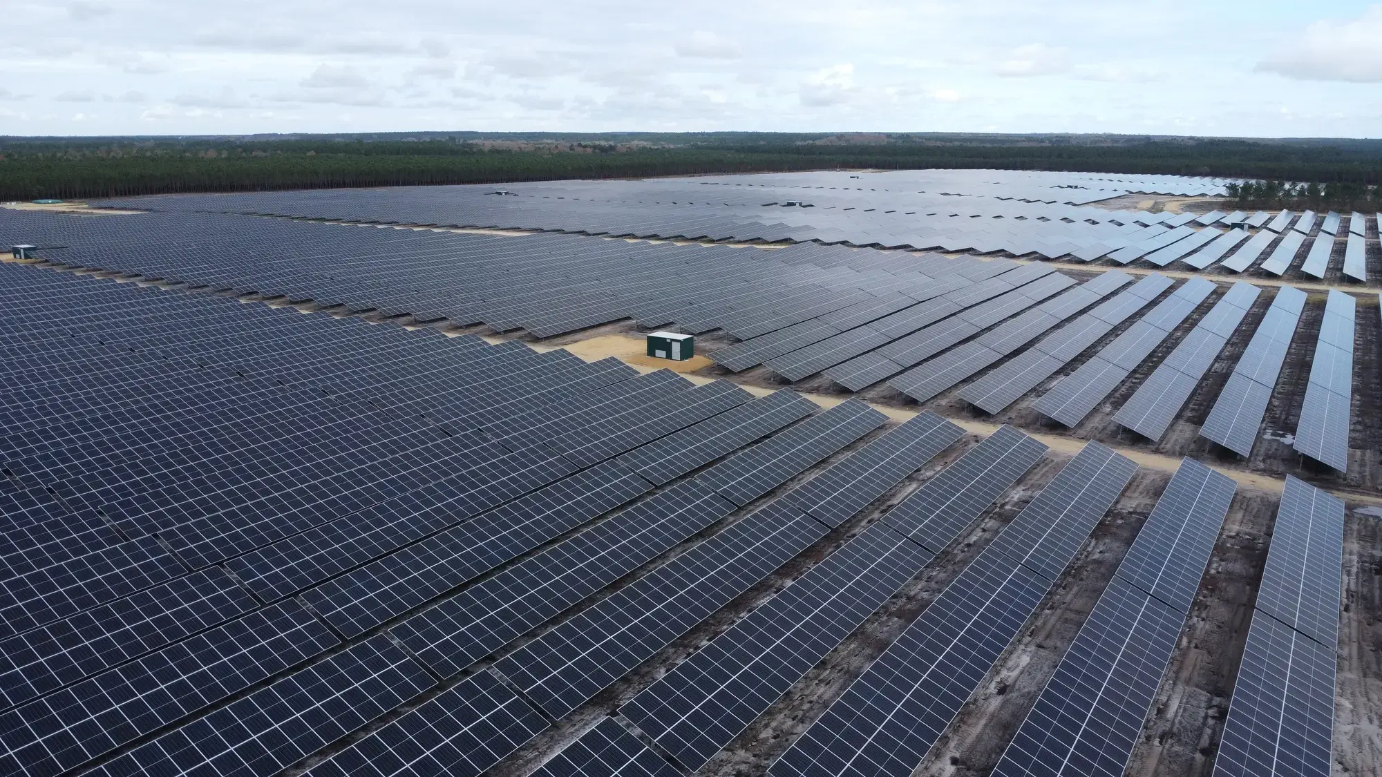 Centrale solaire cère