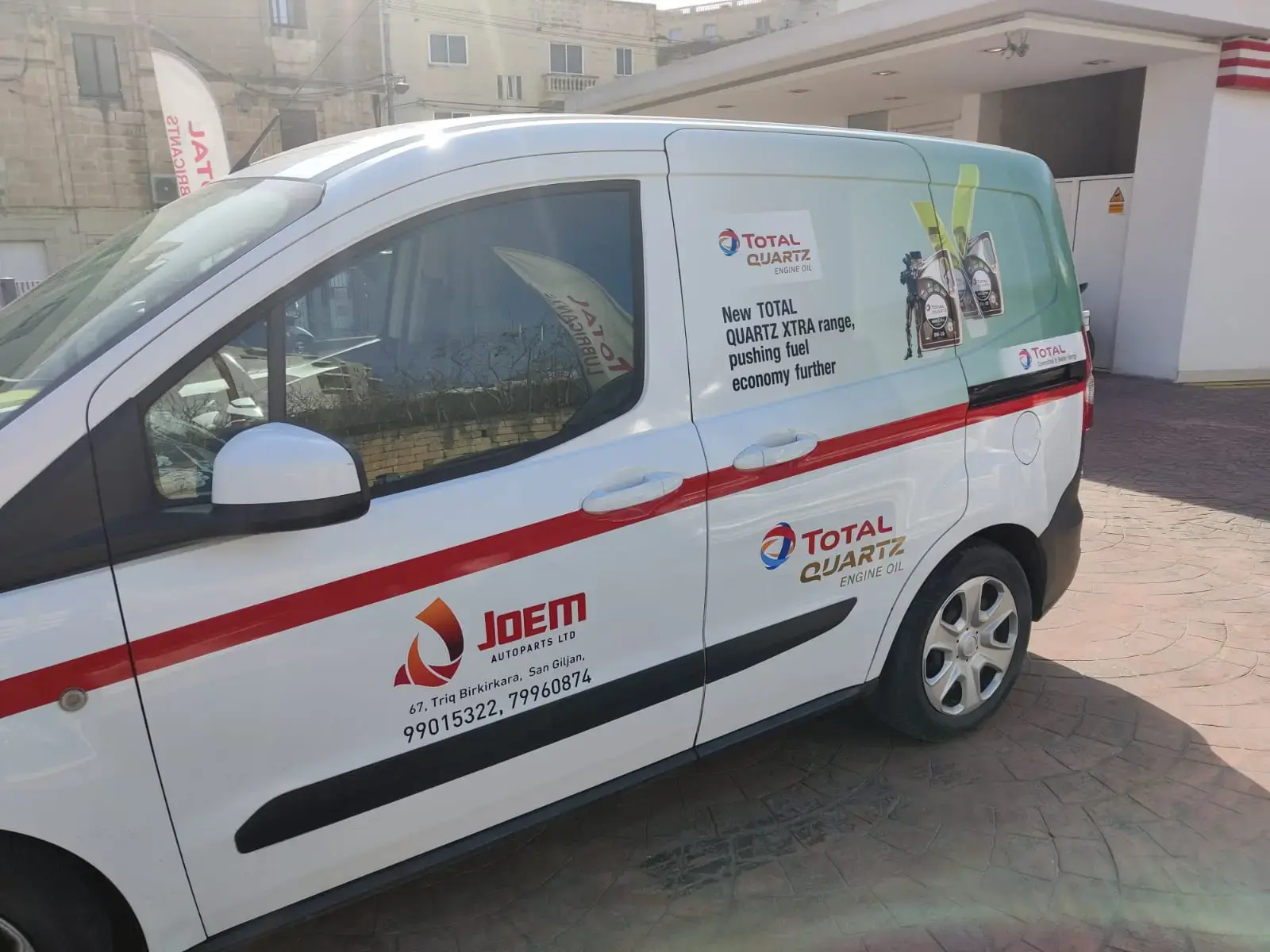 Vehicle branding campaign by Total Hellas
