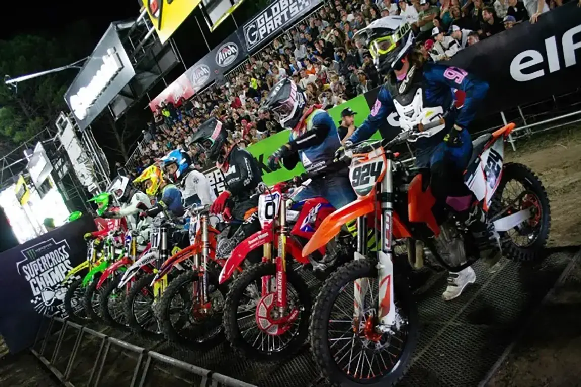 ELF en el Supercross sx champs 2024