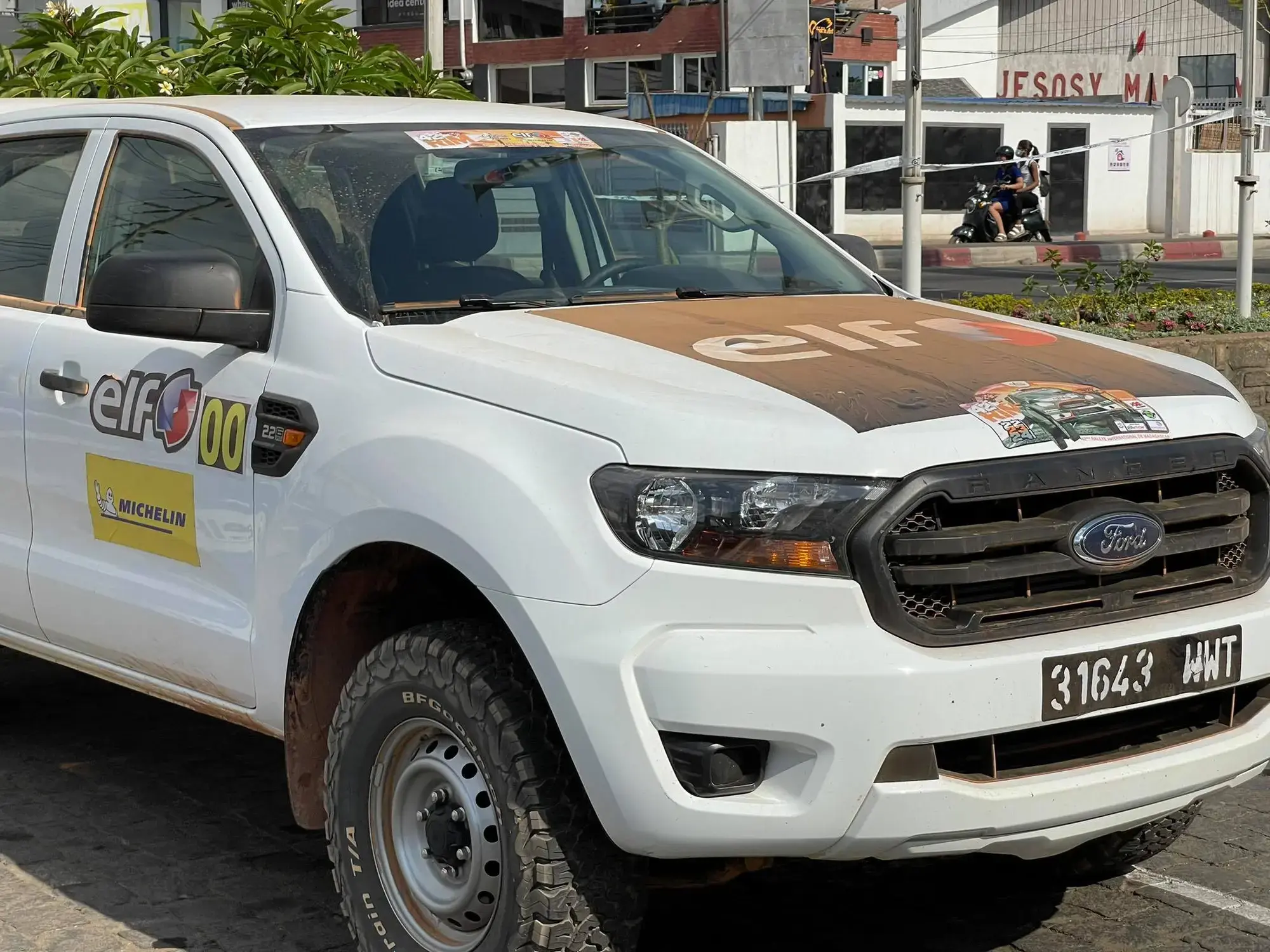 ELF was the official partner of the Madagascar's 42nd International Rally