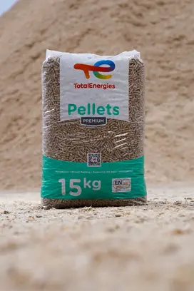 totalenergies-premium-holz-pellets--sackware-15 kg
