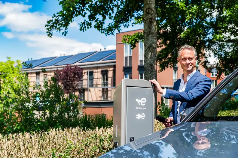 total energies - langste dag - slim laden - foto willem jan de bruin - wj6_3042 - hr