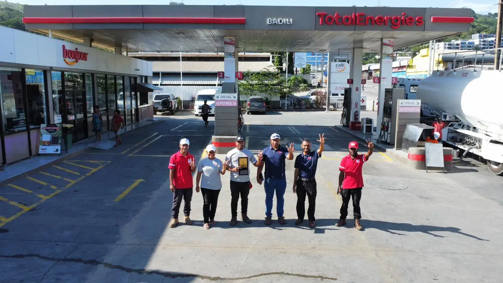 Badili servce station - port moresby