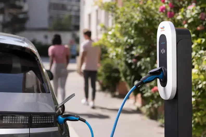 Borne recharge électrique TotalEnergies