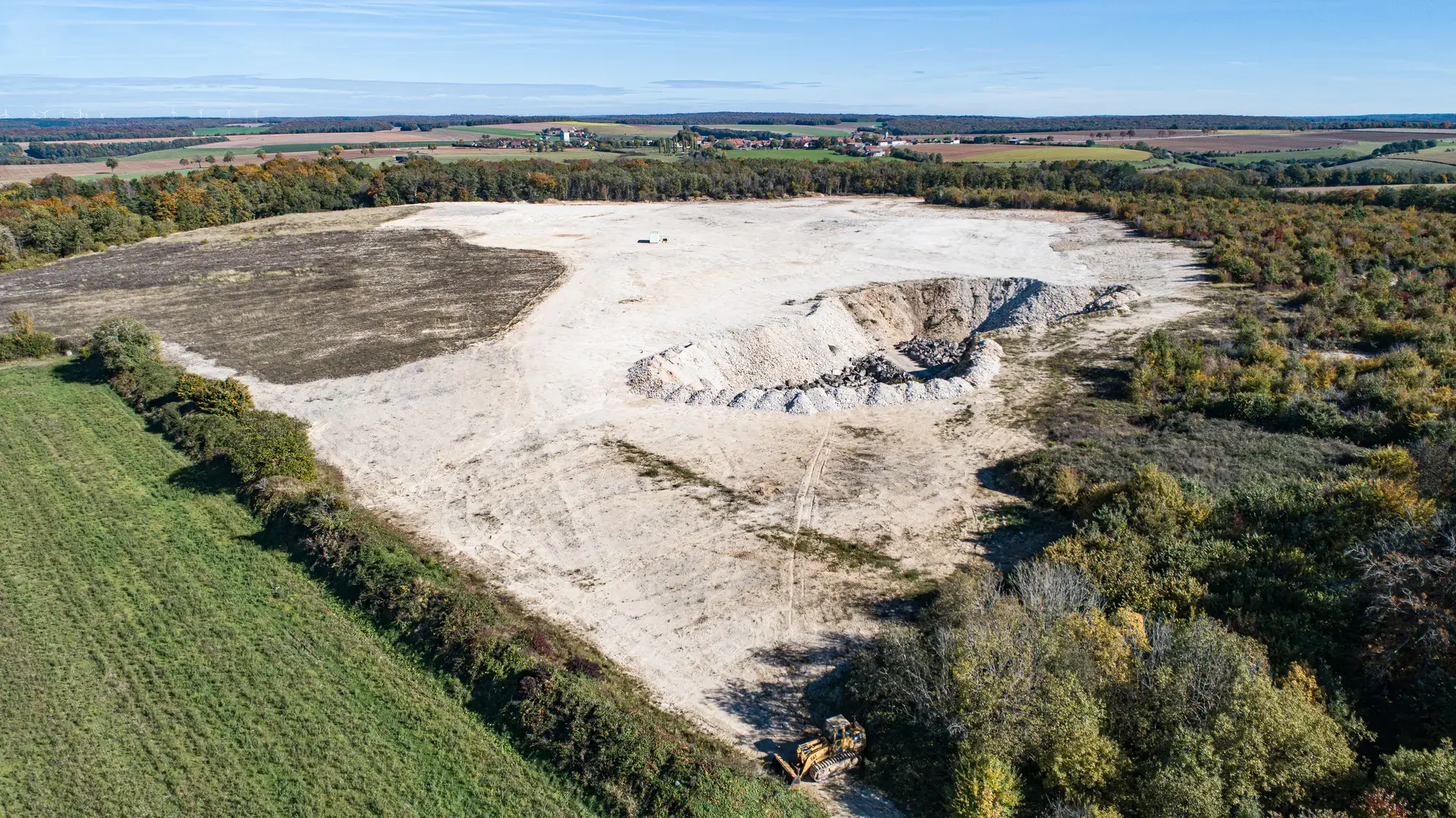 Vue drone de l'ancienne carrière de Chanceaux