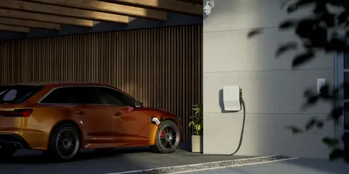 Voiture branchement garage hybride rechargeable