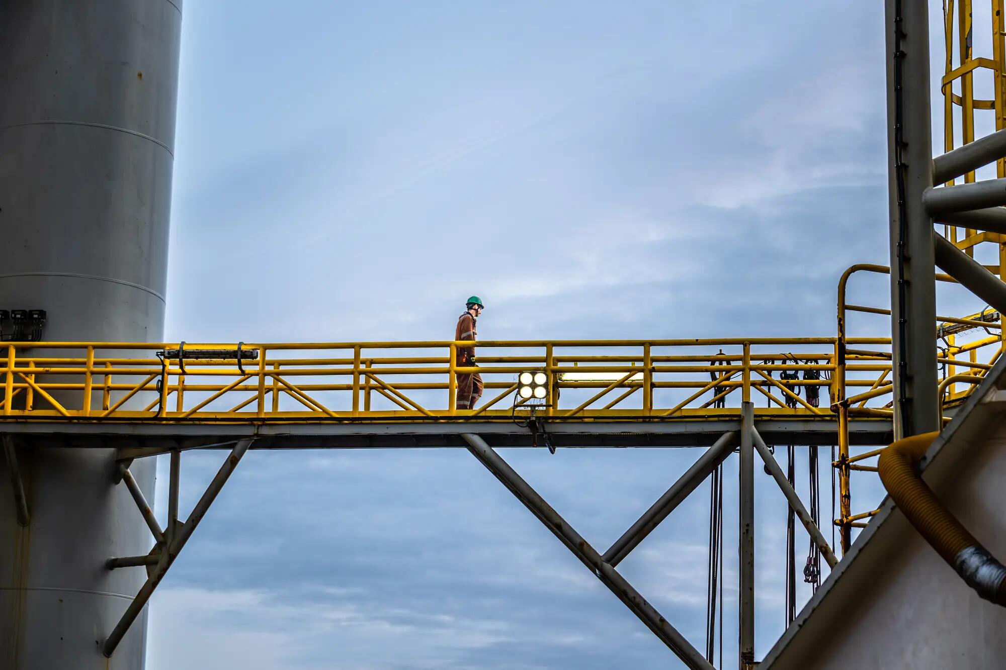 total_halfdan_infill_wells_stills_ref-14_final