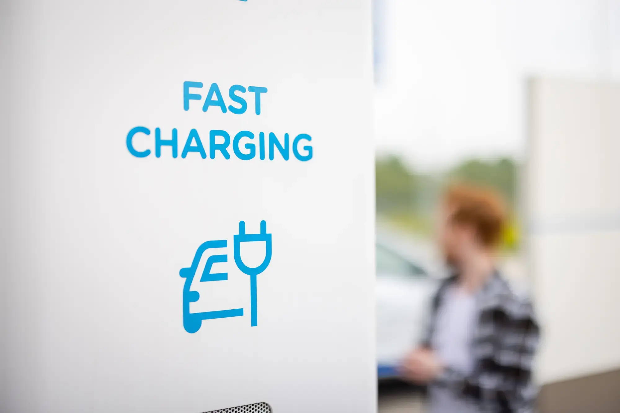 Fast charging teken.jpg