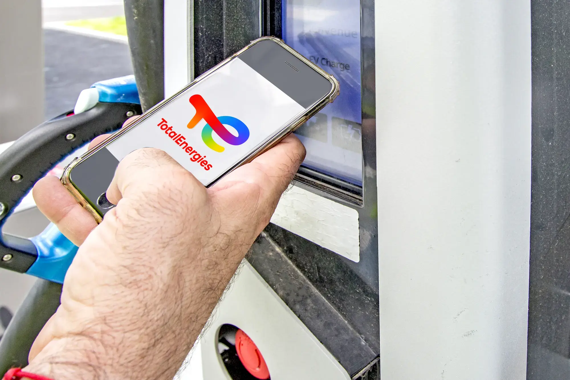 TotalEnergies Ressons Est service station