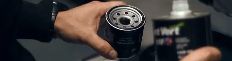 cambio filtro de aceite de moto