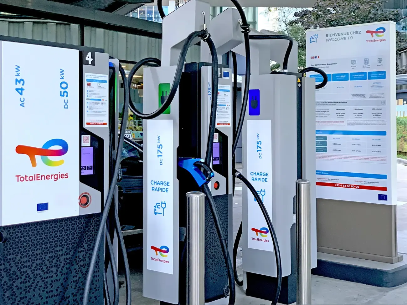 elektrisch_laden_evcharge.jpg