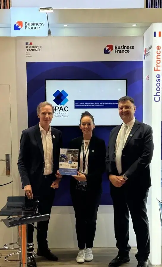 ipac valsem sur le pavillon avec totalenergies