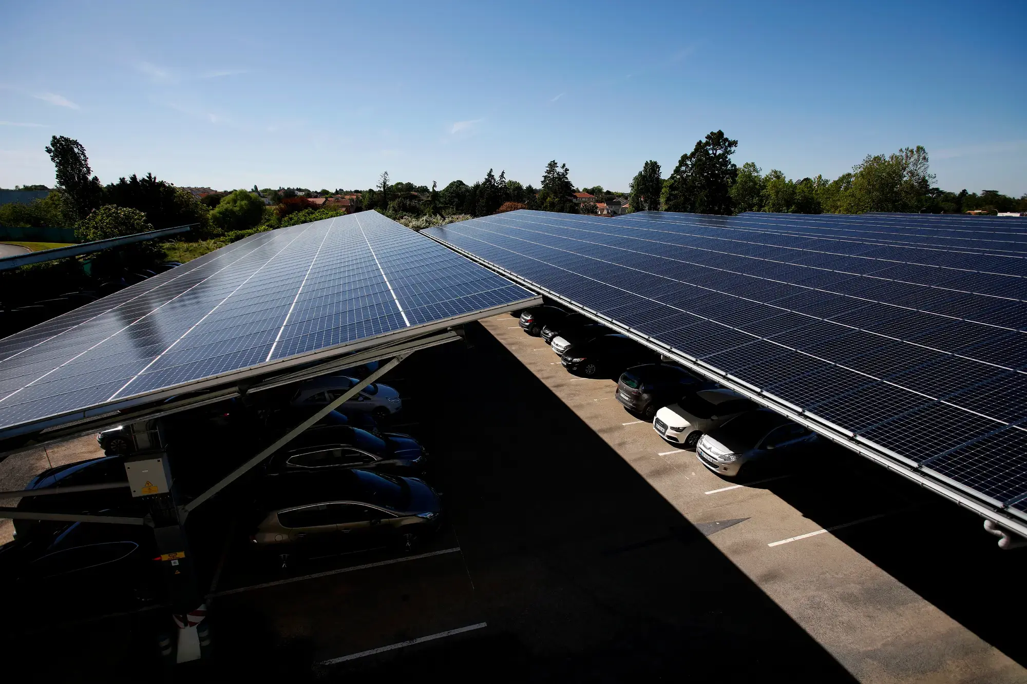 Total Solar / Saft : carports in Poitiers