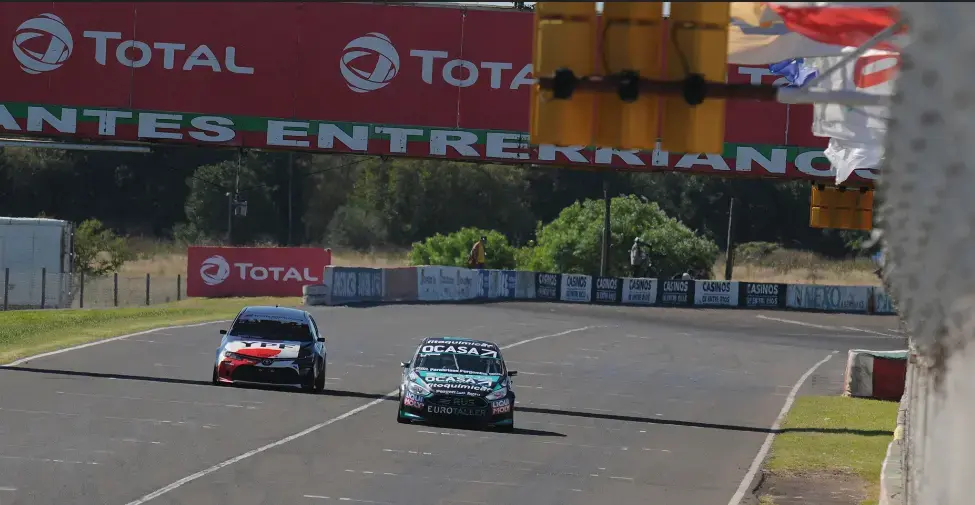 Leonel Pernía y Julián Santero pelearon hasta el final por el triunfo en la C3