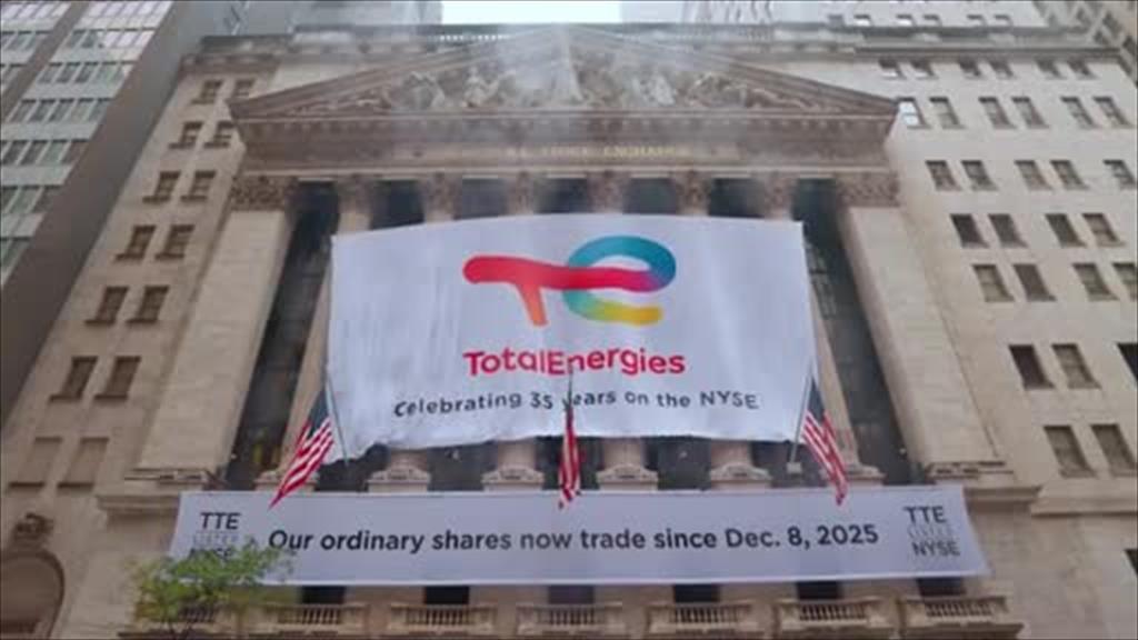 TotalEnergies banner raise (video)