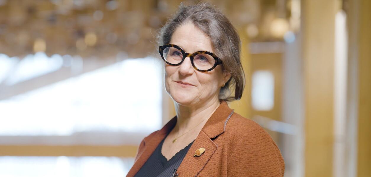 wedia video thumbnail