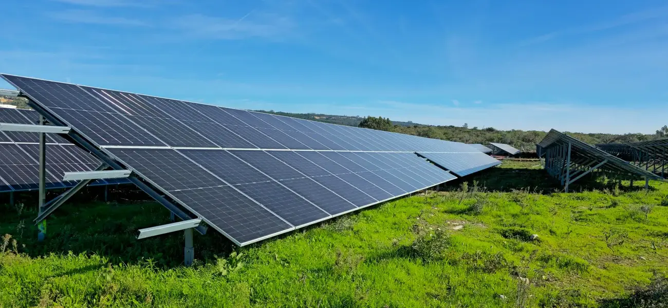 Lhoist - Portugal - ground mounted on site solar - DG EU