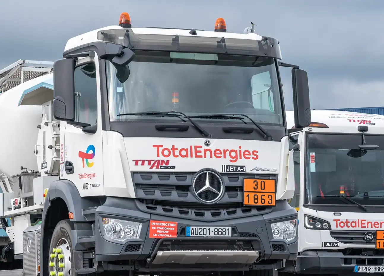 Le Bourget photos - TotalEnergies aviation refuelling