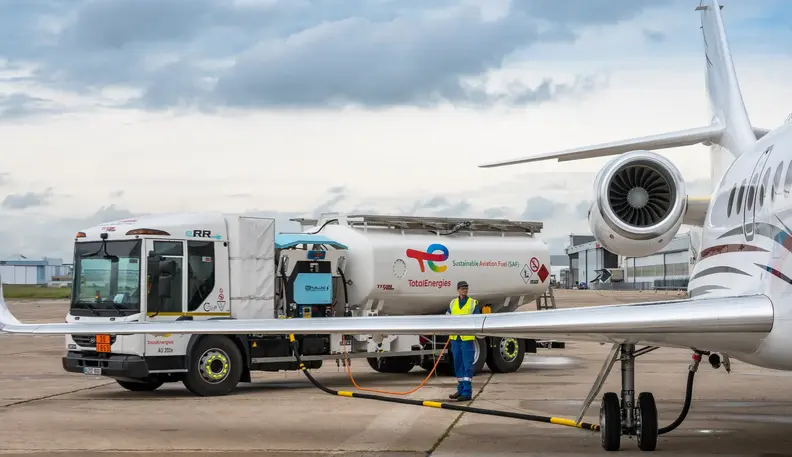 Le Bourget photos - TotalEnergies aviation refuelling