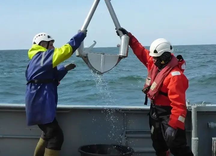 sampling using a van veen grab