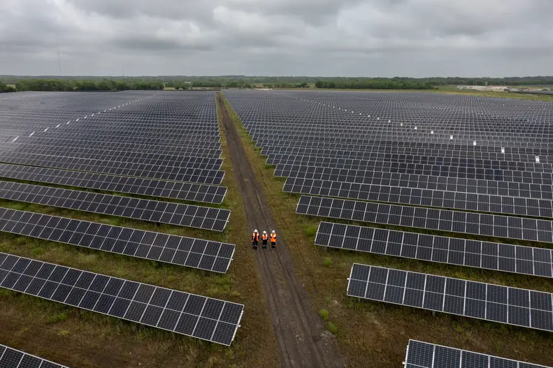 Cottonwood Solar Farm (Texas, USA)