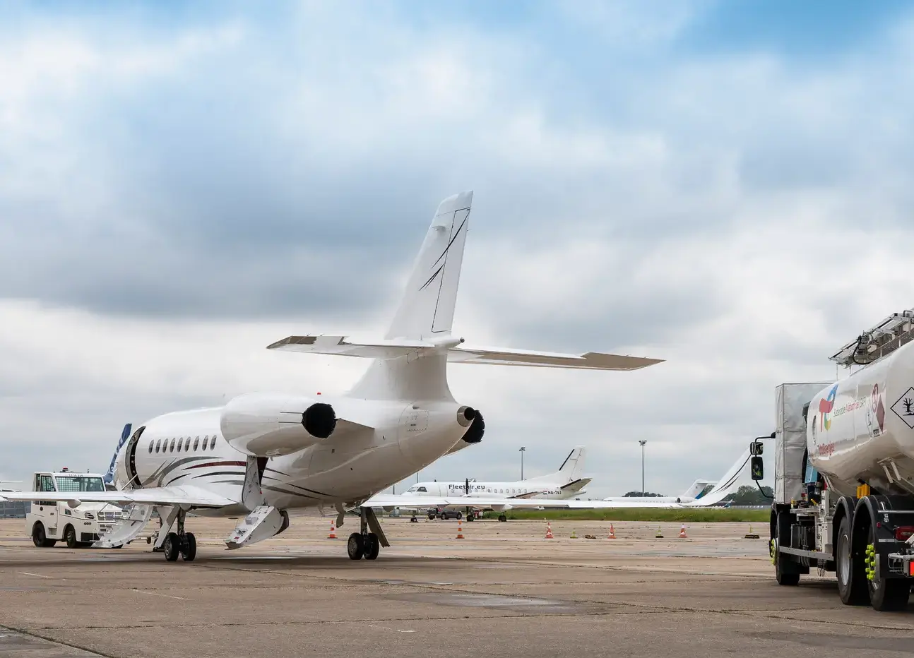 Le Bourget photos - TotalEnergies aviation refuelling