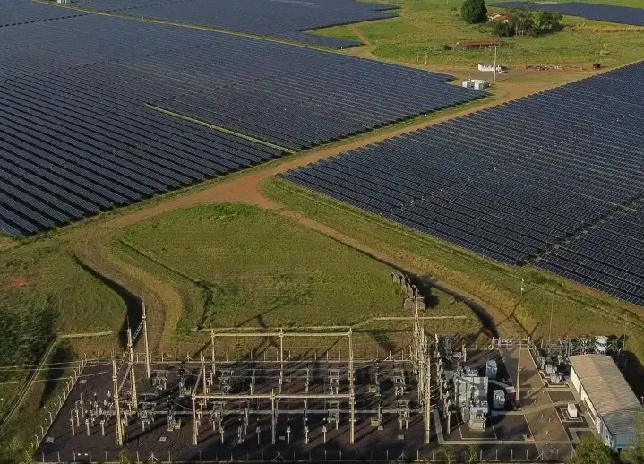 totalenergies_paneles_solares
