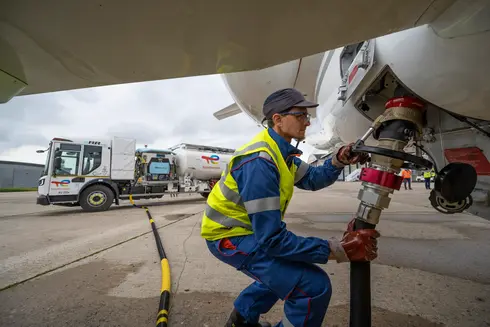 Le Bourget photos -  TotalEnergies aviation refuelling
