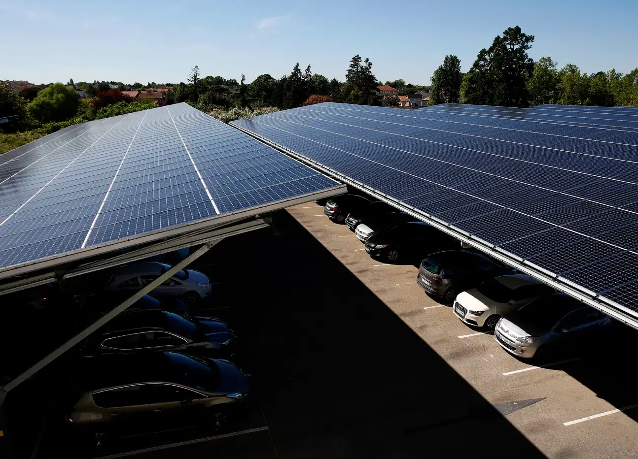 Total Solar / Saft : carports in Poitiers